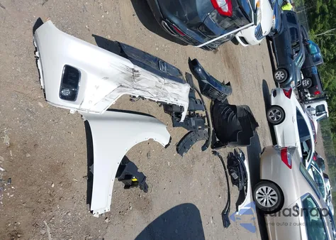 2024 Honda Prologue Touring z USA, uszkodzony, nr VIN 3GPKHXRJ2RS503569